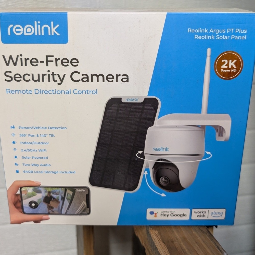 Reolink Argus PT Plus Security Camera White NWT Solar 2K WiFi Pan Tilt